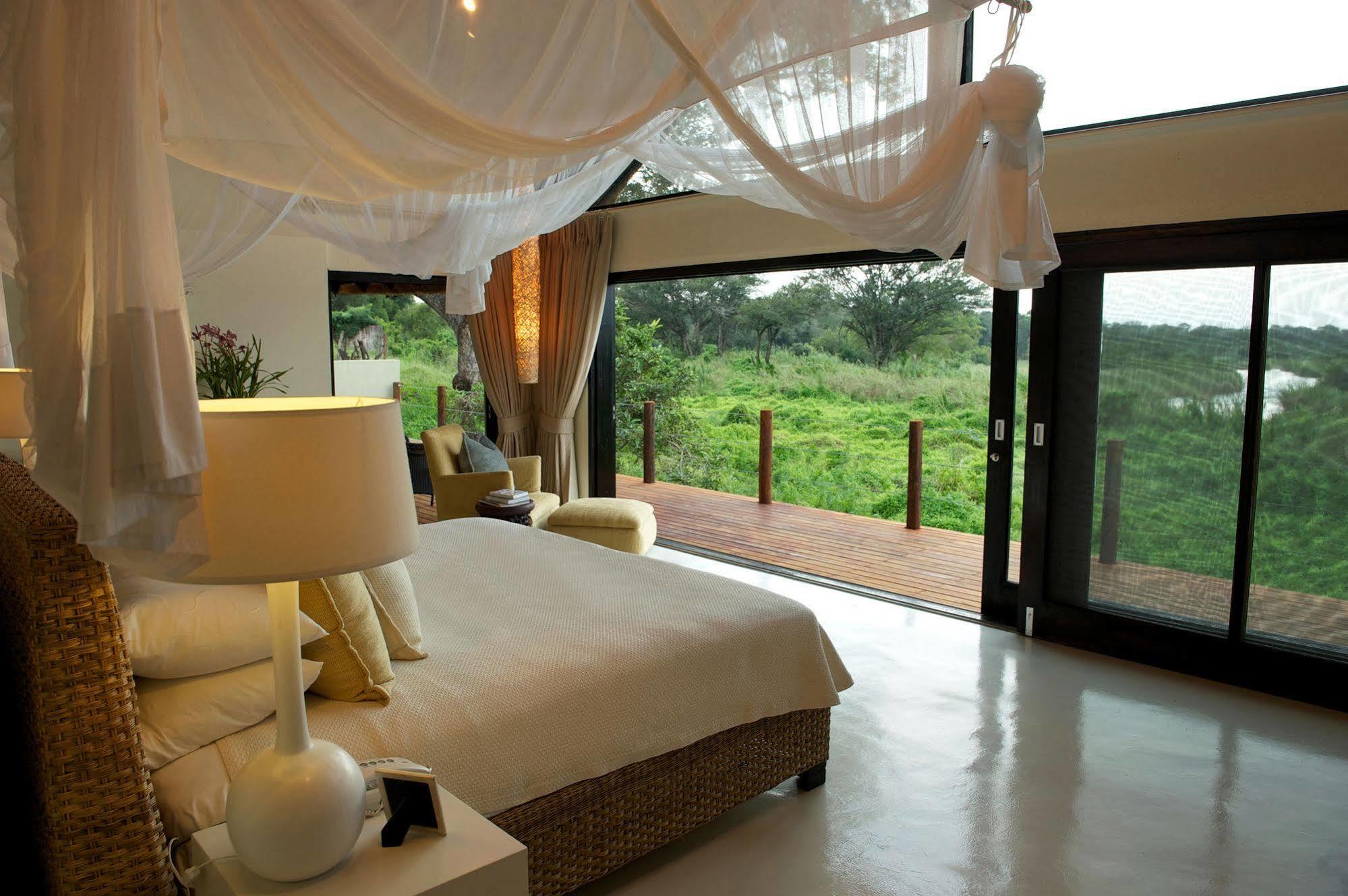 Lion Sands - Tinga Lodge 스쿠쿠자 외부 사진